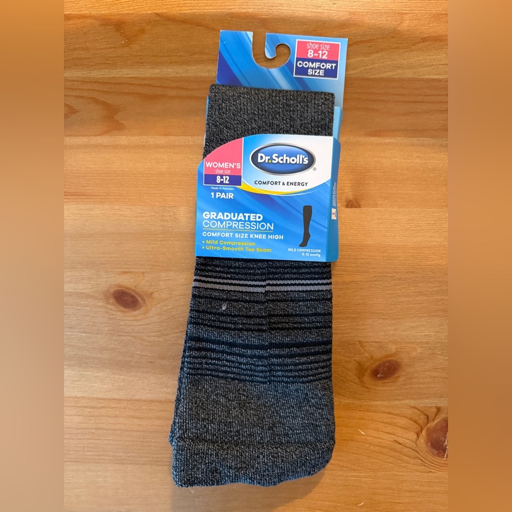 Dr. Scholl’s Gray Black Graduated Mild Compression Comfort Size Knee High Socks